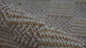 thảm trải sàn dầu tiếng